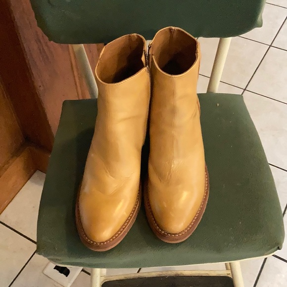 Boots - Picture 2 of 3